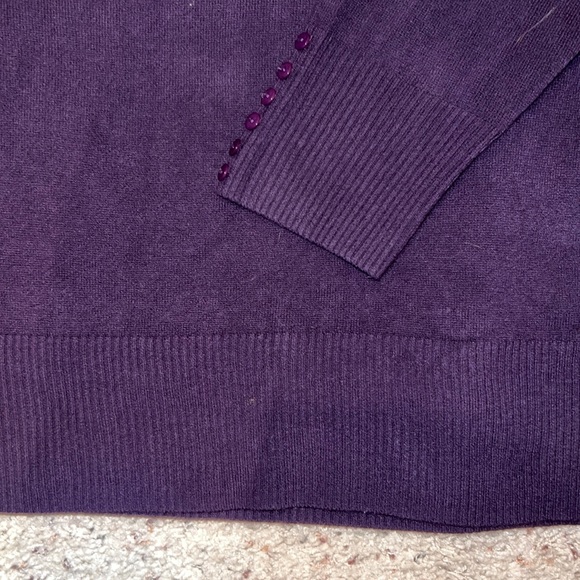 Purple mock neck sweater - Picture 3 of 3